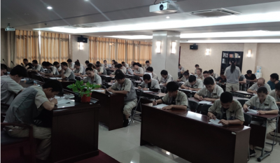 素质就业，技能立业